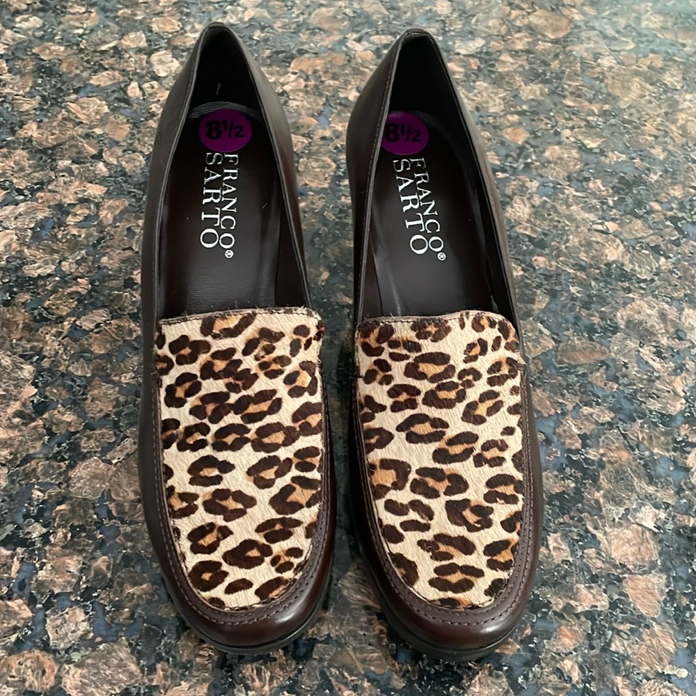 Franco Sarto size 8.5 leather shoe